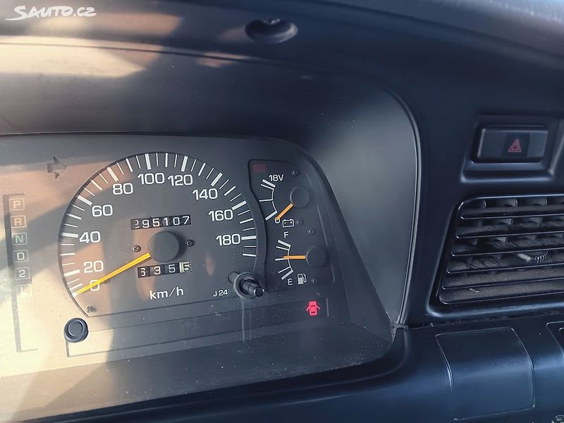 Toyota Land Cruiser 4.2 D 118kW - fotka 13 z 24