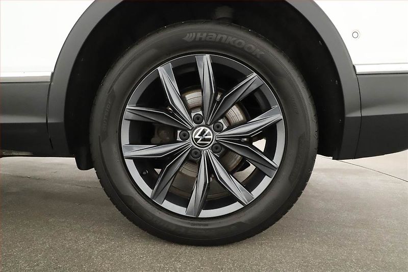 Volkswagen Tiguan Allspace (2023) Life 1.5 TSI - fotka 20 z 20