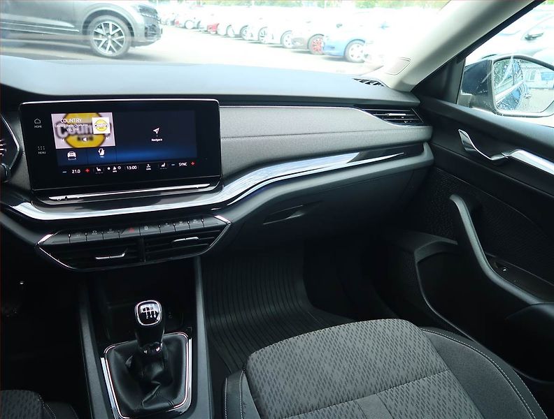 Škoda Octavia (2023) 2.0 TDI - fotka 8 z 15