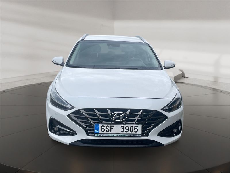 Hyundai i30 1,0 TGDI 120 Smart - fotka 2 z 11