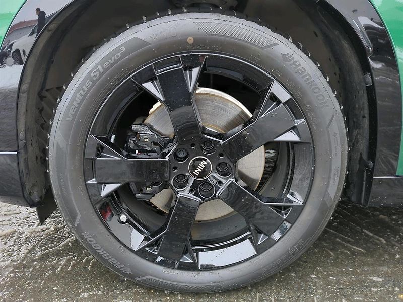 Mini Countryman SE ALL4 - fotka 15 z 18