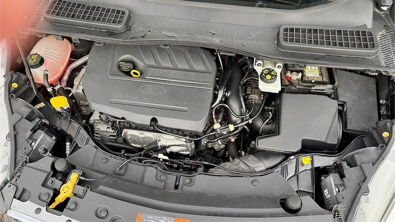 Ford Kuga (2018) EcoBoost 1,5,4x4 - fotka 8 z 10