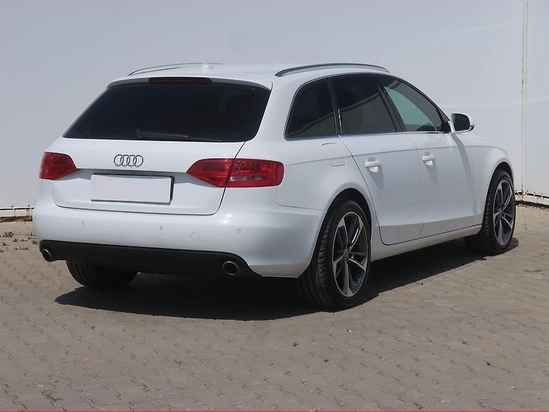 Audi A4 (2011) 3.0 TDI, 4X4, Automat - fotka 5 z 18