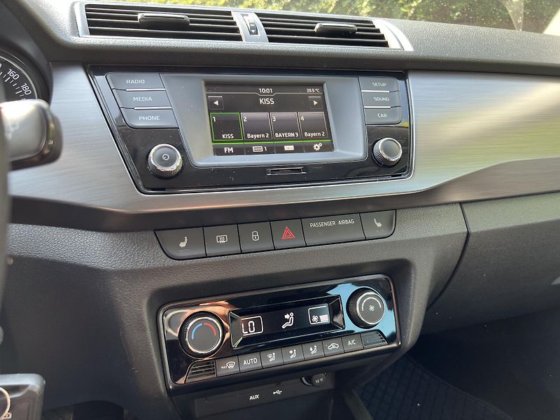 Škoda Fabia 1.0 MPi VÝBAVA JOY - fotka 15 z 16