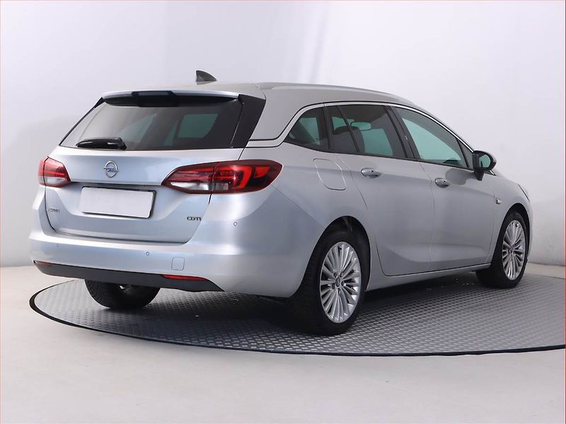 Opel Astra (2016) 1.6 CDTI, Serv.kniha, Navi - fotka 5 z 21
