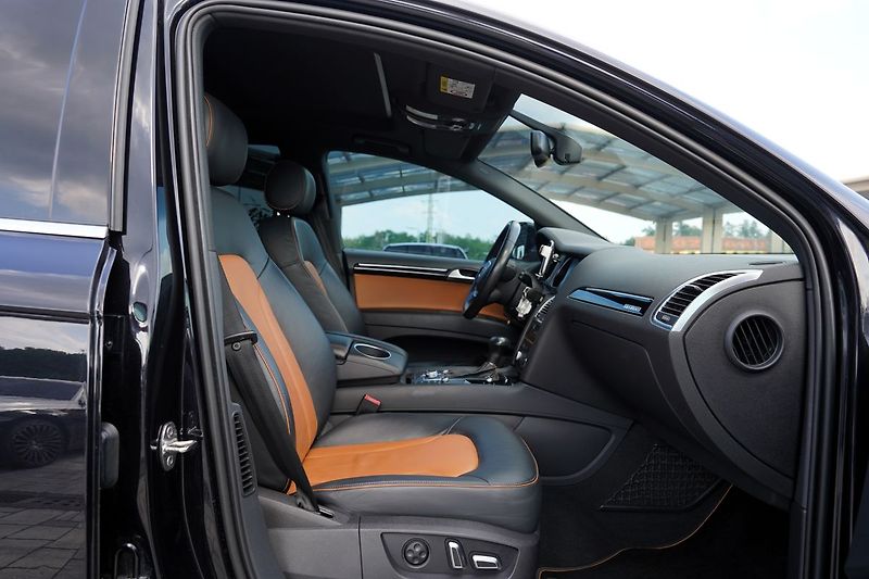 Audi Q7 4.2 TDI Sline /Q/tiptr/kůže/34 - fotka 28 z 44