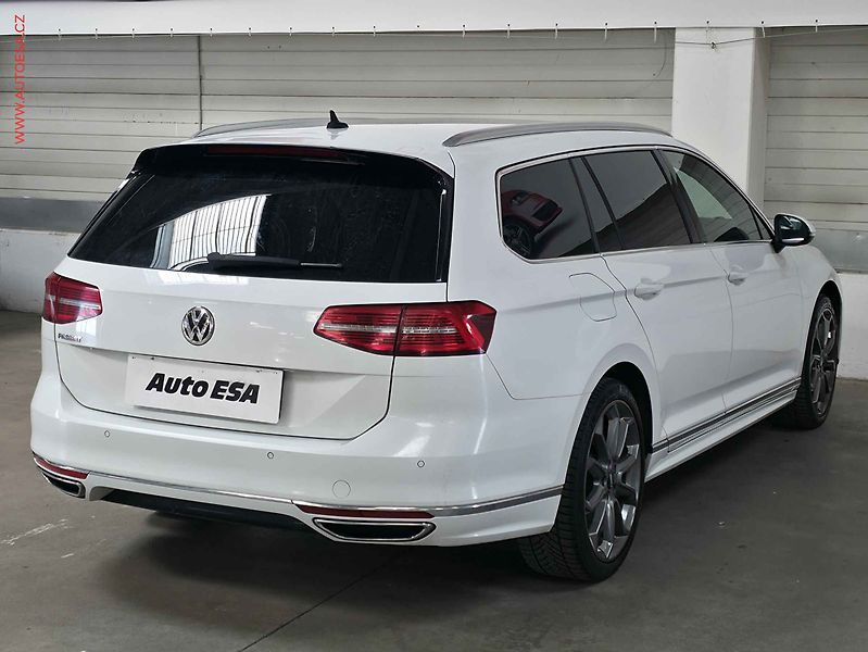 Volkswagen Passat (2018) 2.0TDi, ČR, DSG, navi, LED - fotka 6 z 21