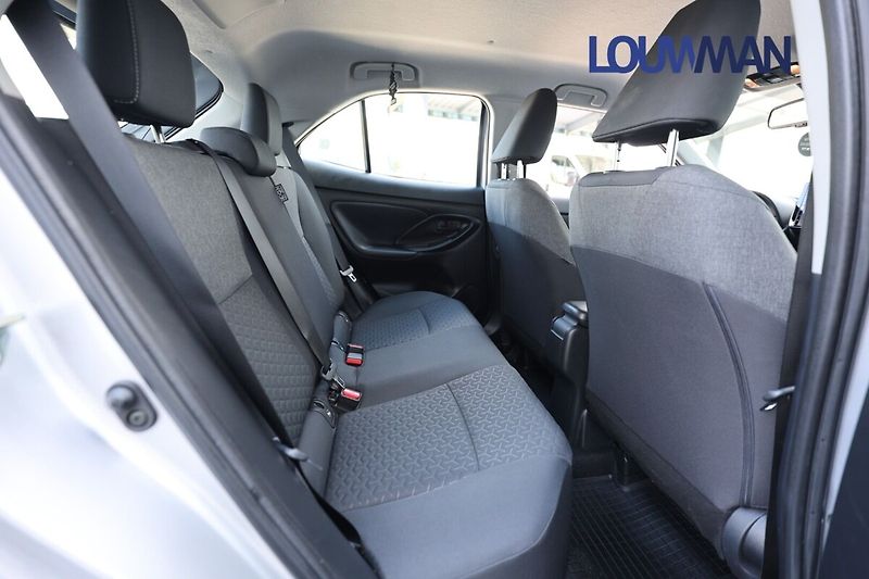 Toyota Yaris Cross COMFORT - fotka 14 z 20