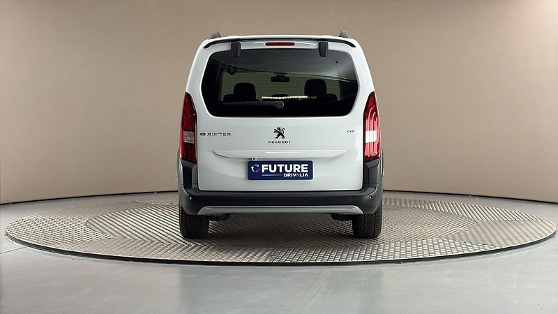 Peugeot Rifter 50 kWh AUT GT Long - fotka 5 z 25