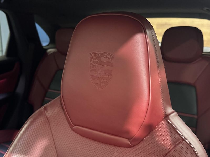 Porsche Cayenne 3.0 V6 PANORAMA SOFT CLOSE - fotka 26 z 29