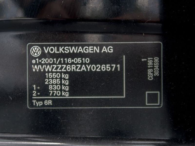 Volkswagen Polo (2009) 1.2HTP KLIMA – ROZVODY - fotka 35 z 40
