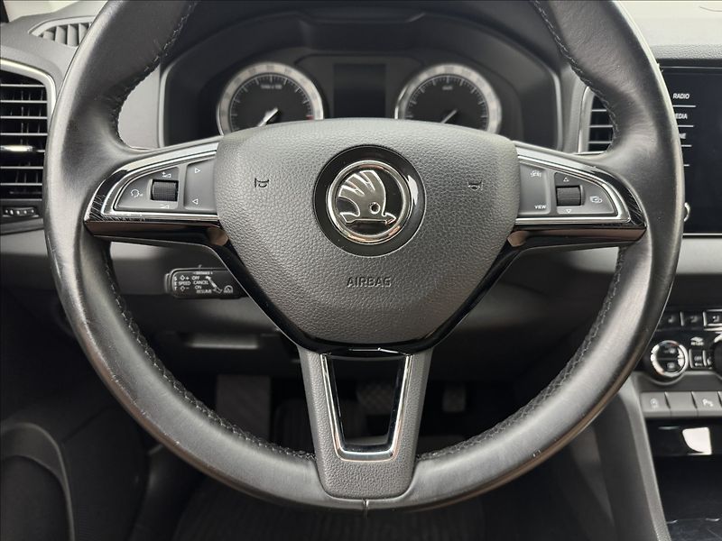 Škoda Karoq 1,6 DSG ACC STYLE+ NAVI KAMERA - fotka 7 z 39