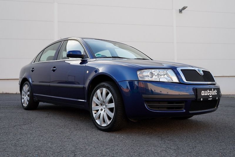 Škoda Superb 1.9 TDi COMFORT - fotka 1 z 31