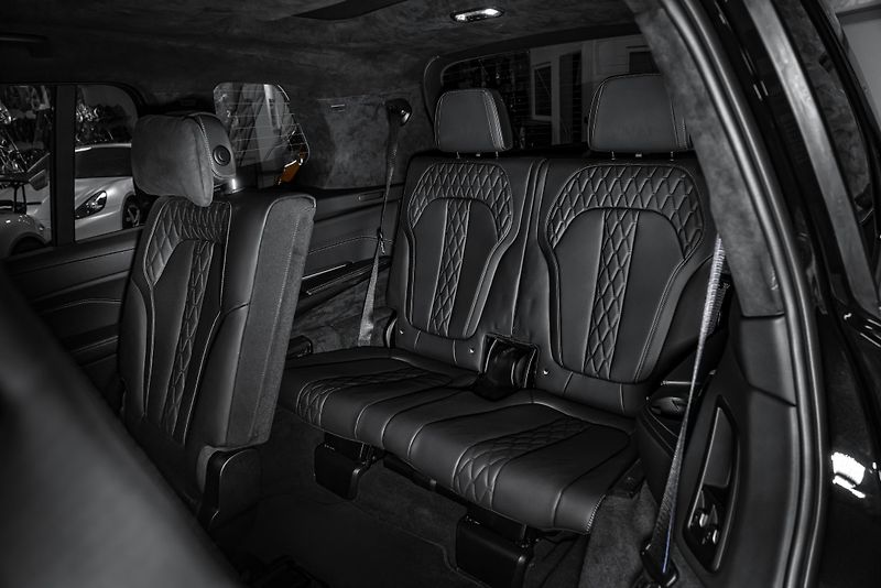 BMW X7 40D PANORAMA/M PAKET/HUD - fotka 14 z 23