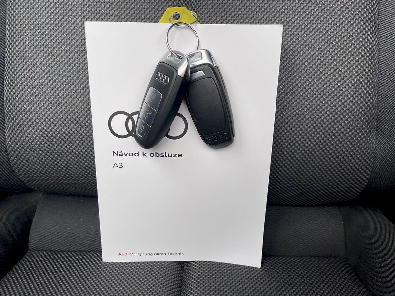 Audi A3 (2023) 30 TFSI 81 kW S-Tronic Basis - fotka 32 z 33