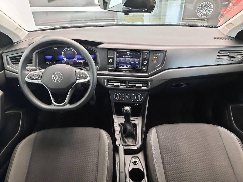 Volkswagen Taigo (2023) Life 1.0 TSI (70kW/95k) - fotka 5 z 25