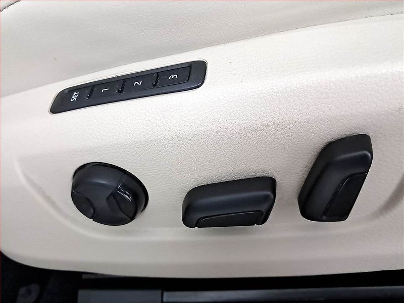Škoda Superb (2019) 2.0 TDI, 4X4, Automat, Navi - fotka 23 z 25