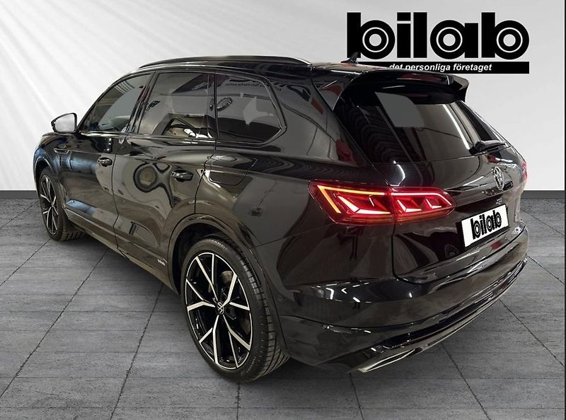 Volkswagen Touareg R eHybrid 3.0 V6 TSI - fotka 3 z 10