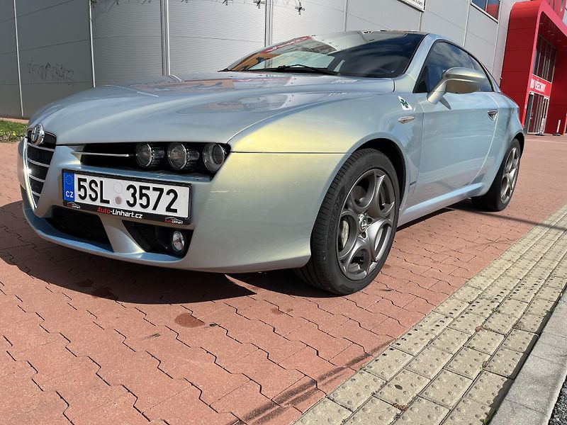 Alfa Romeo Brera 3.2 JTS ČR - fotka 36 z 37