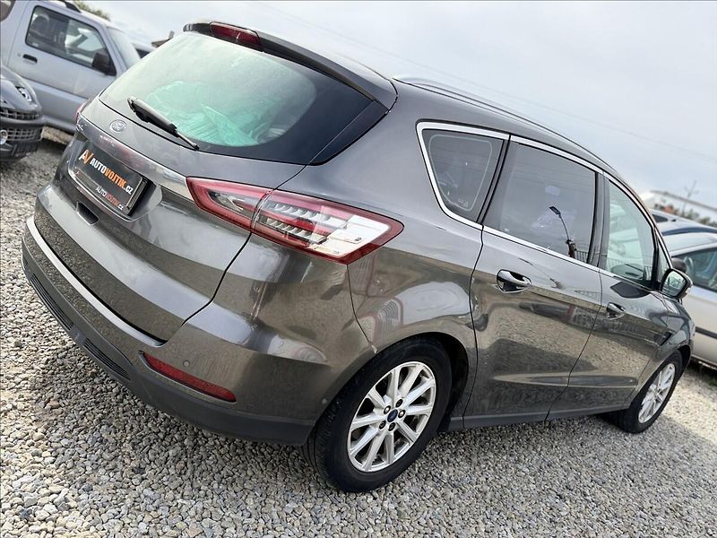 Ford S-MAX 2,0 TDCI 110kW NAVI +SADA KOL - fotka 5 z 27
