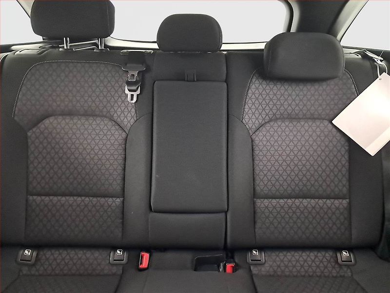 Kia Ceed (2019) 1.4 T-GDI, Serv.kniha, Navi - fotka 10 z 17