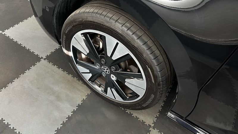Volkswagen Multivan TAŽNÉ / ZÁRUKA / TOP STAV - fotka 14 z 51