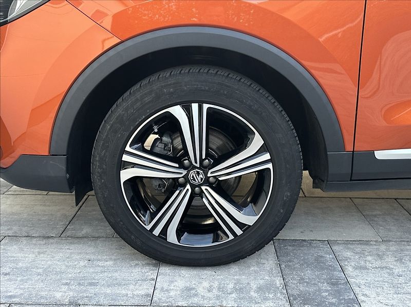 MG ZS 1,5 DVVT 106PS  Essential - fotka 42 z 54