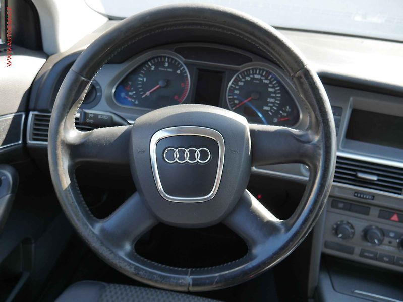 Audi A6 (2006) 2.0TDI, ČR, servis.kniha - fotka 13 z 18