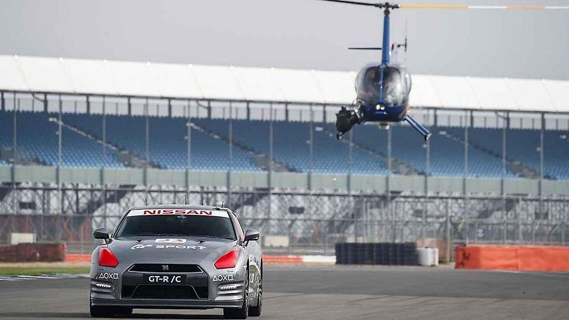 Nissan GT-R/C.