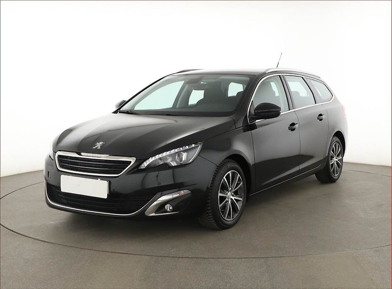 Peugeot 308 (2017) 1.6 BlueHDi, Automat, Navi - fotka 2 z 18