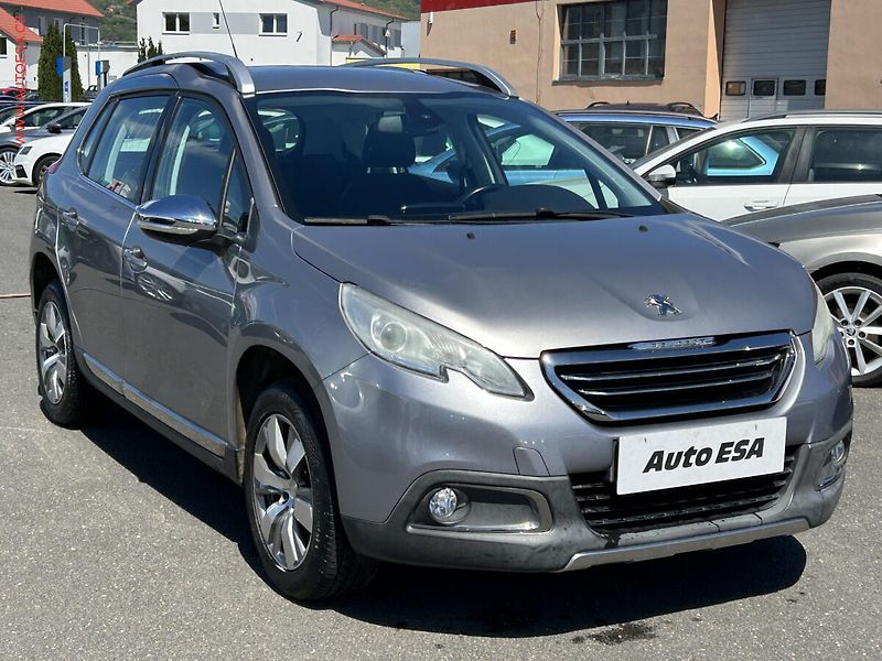 Peugeot 2008 (2016) 1.2PT, Allure - fotografie inzerátu