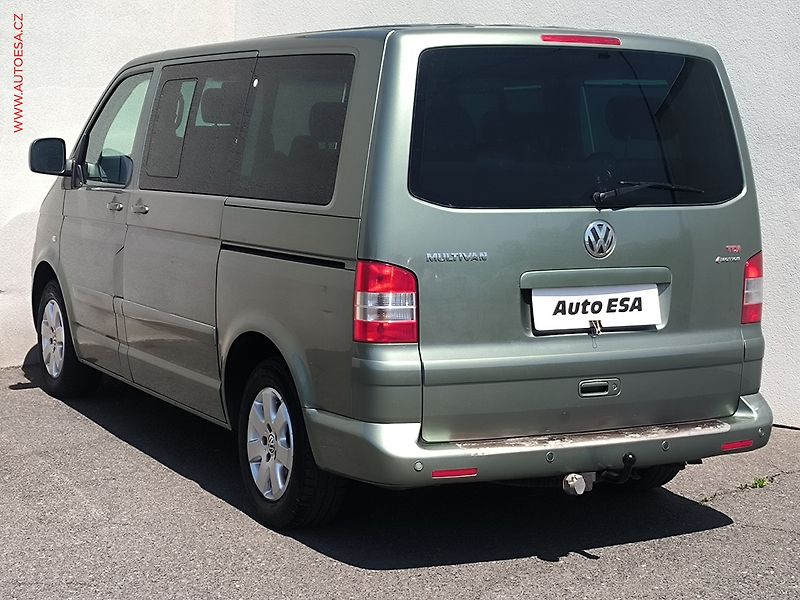 Volkswagen Multivan (2008) 2.5TDI 4x4, ČR, servis.kniha - fotka 6 z 21