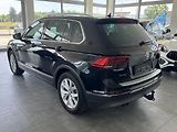 Volkswagen Tiguan (2016) 2,0TSi DSG 4x4 HIGHLINE TAŽNÉ - náhled 4