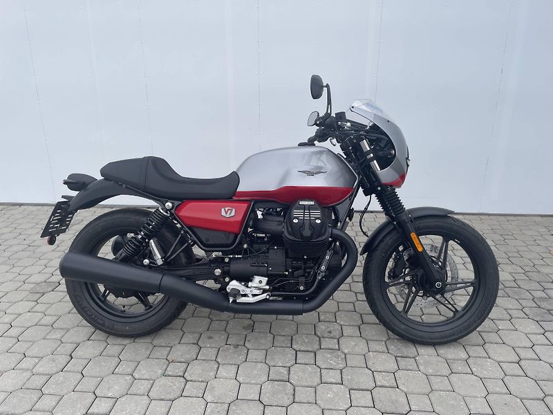 Moto Guzzi (2026) V7 Stone Corsa EU5 - fotka 2 z 10