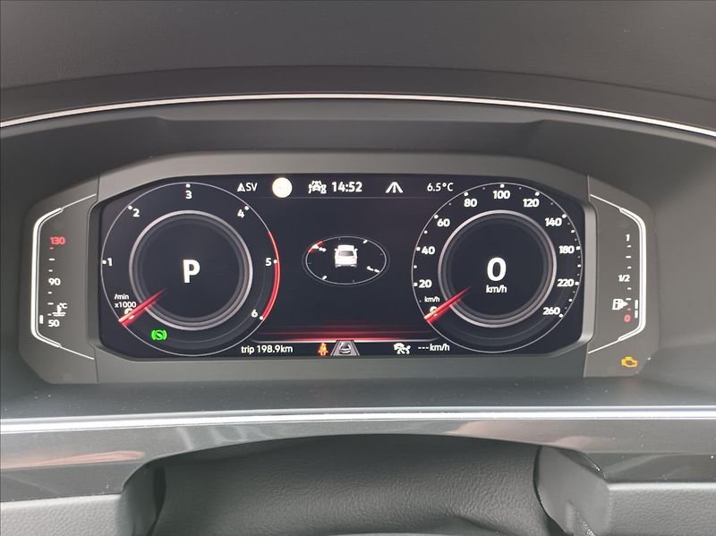 Volkswagen Tiguan 2,0 TDI,147KW,URBAN SPORT,4X4 - fotka 33 z 48