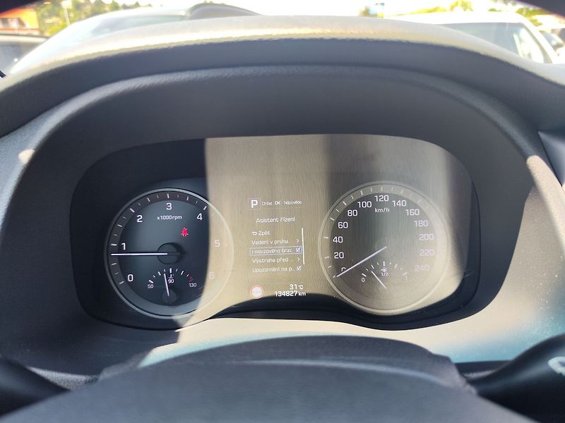 Hyundai Tucson 2.0 CRDi/136kW Premium AT 4x4 - fotka 20 z 37