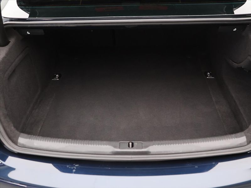 Audi A5 2,7 TDI 140kW S-Line Bang&Oluf - fotka 10 z 32