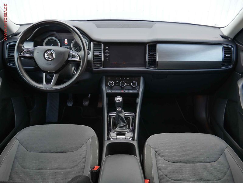 Škoda Kodiaq (2019) 1.5TSi, 2.maj, Navi, TZ - fotka 8 z 15