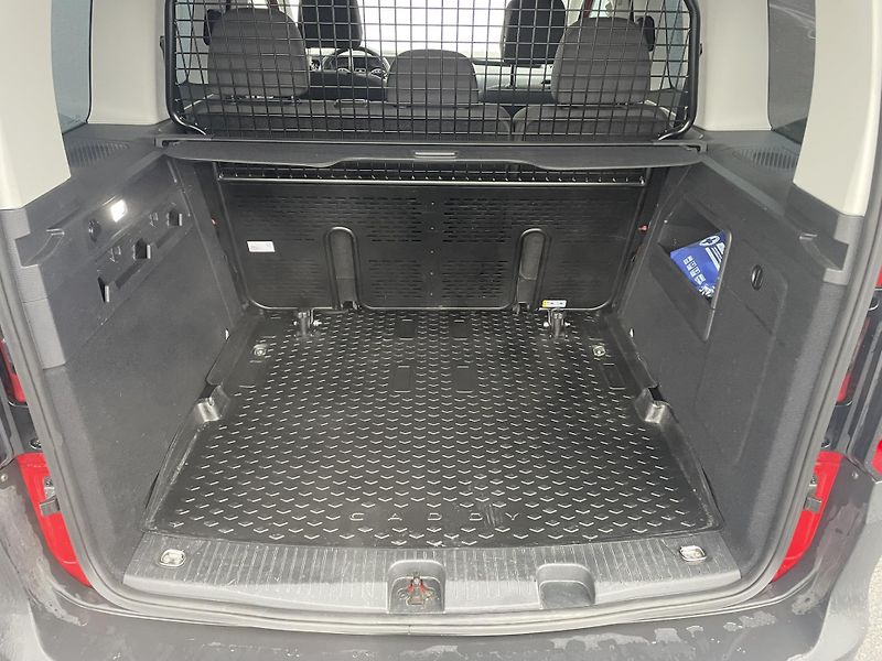 Volkswagen Caddy (2024) 1.5TSI 84kW - fotka 11 z 21