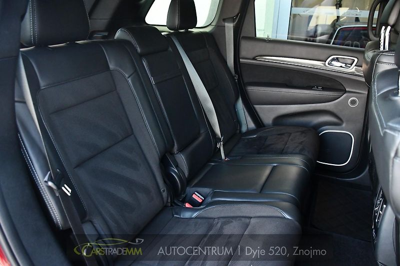 Jeep Grand Cherokee 6.2 V8 TRACKHAWK ČR 1M - fotka 17 z 49