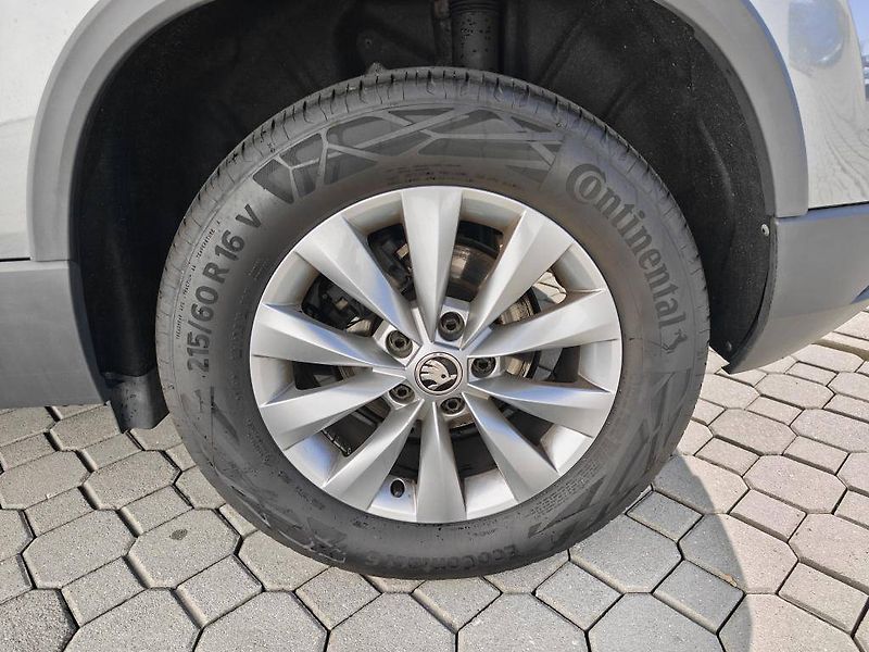 Škoda Karoq Ambition DSG 1,5TSI - fotka 20 z 21