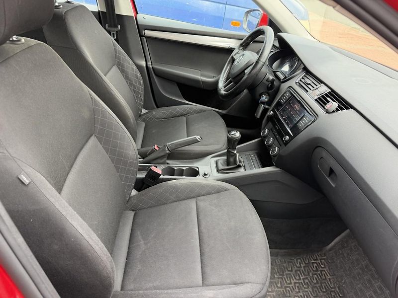 Škoda Octavia (2018) 1.6TDi Liftback,Facelift,tažné - fotka 7 z 9
