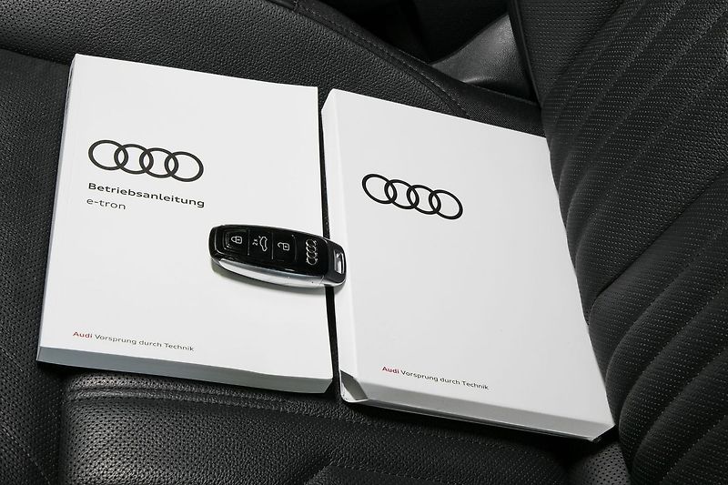 Audi e-tron 55 300kW NightV B&O HUD ZÁRUKA - fotka 46 z 46