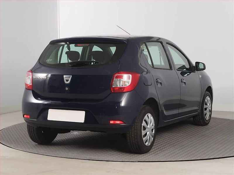 Dacia Sandero (2013) 1.2 16V, nová STK, servisované - fotka 5 z 13