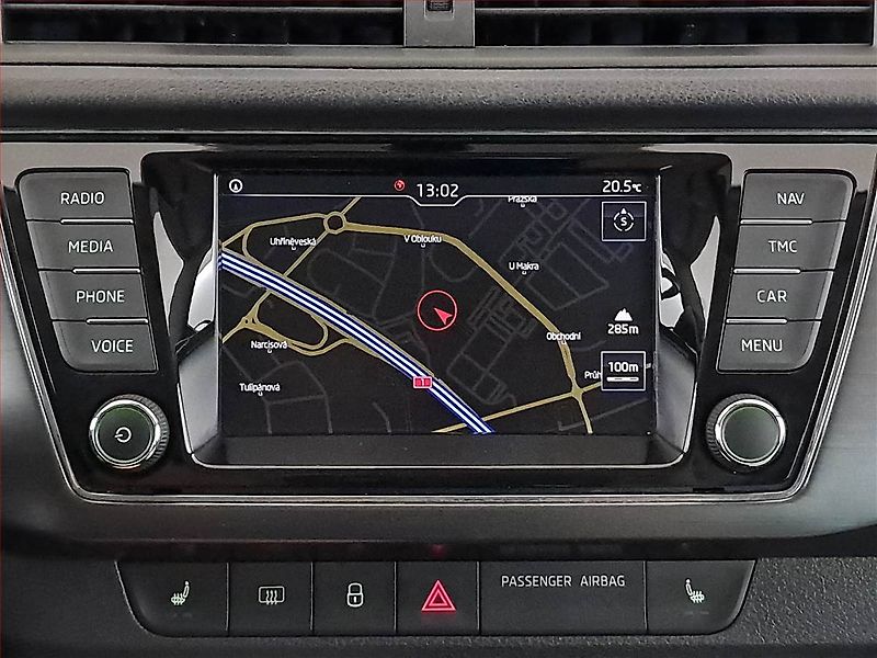 Škoda Fabia (2019) Style 1.0 TSI, Navi, Tempomat - fotka 15 z 19