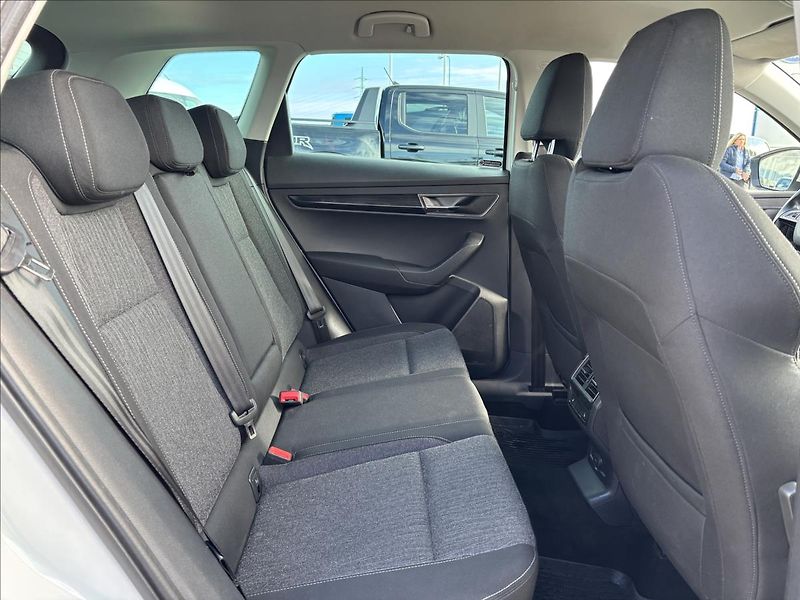 Škoda Karoq 2,0 TDI 110kW Style 4x4 - fotka 17 z 48