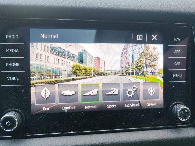 Škoda Kodiaq (2019) Škoda kodiaq L&K, 2.0TDI 140kW - fotka 8 z 16