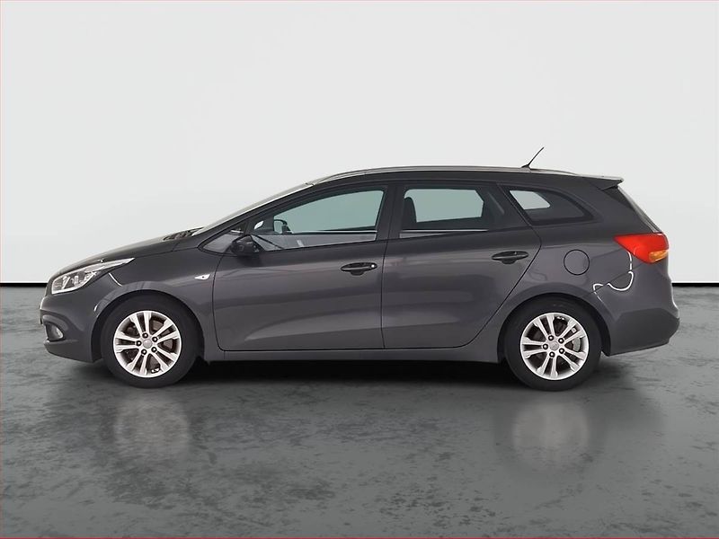Kia Ceed (2015) 1.4 CVVT, ČR,1.maj, Serv.kniha - fotka 3 z 18