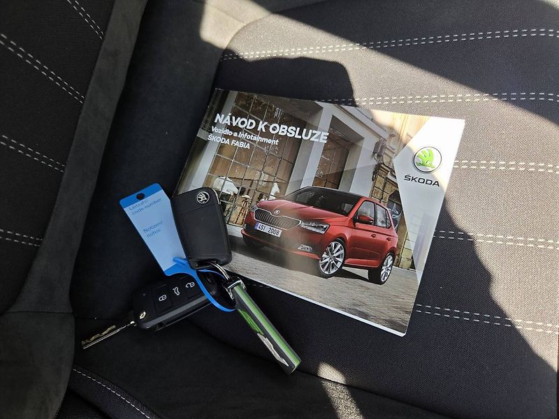 Škoda Fabia (2019) 1.0 TSI Style PLUS - fotka 32 z 32