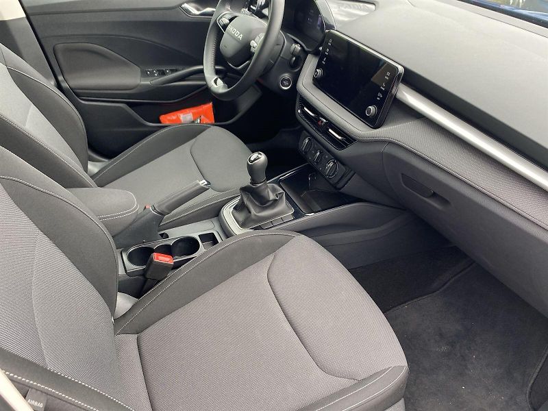 Škoda Fabia (2025) 1.0 MPI Selection - fotka 10 z 33